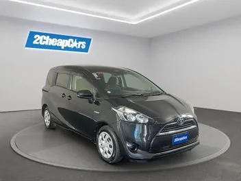 Toyota Sienta 2015 photo 4