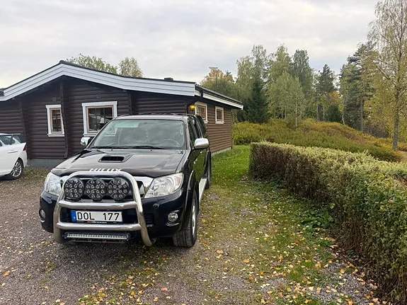 Toyota Hilux 2010 photo 2