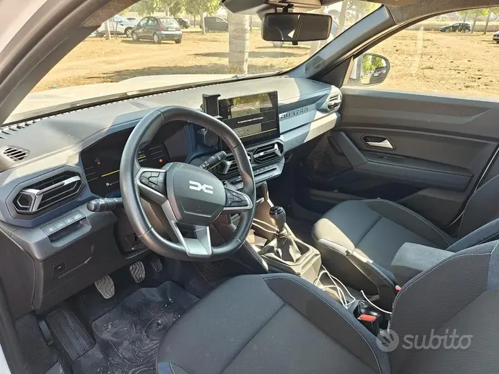 Dacia Duster 2024 photo 4