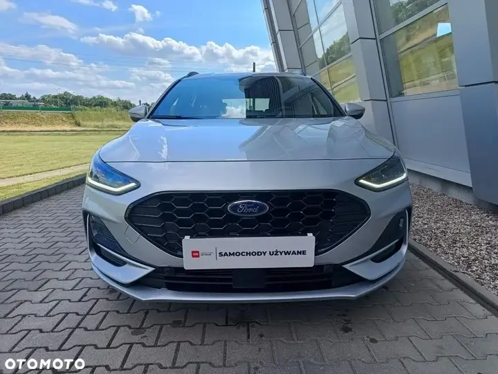 Ford Focus 2025 photo 4