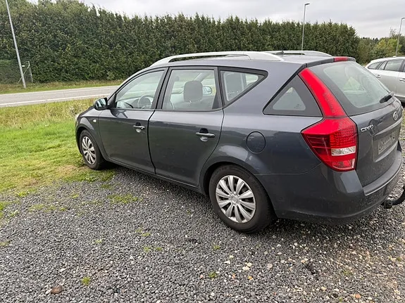Kia Ceed 2012 photo 2