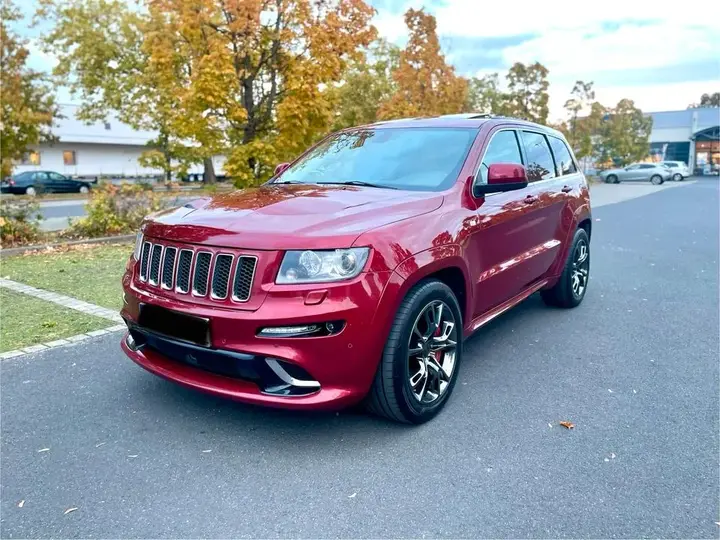 Jeep Grand Cherokee Srt