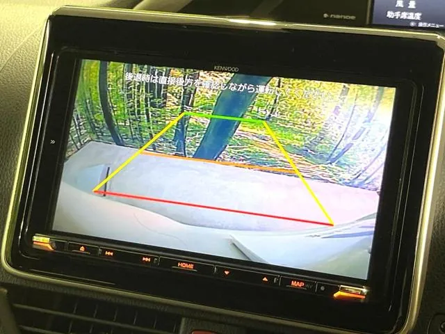 Toyota Voxy 2021 photo 4