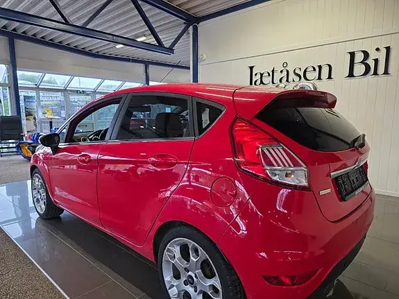 Ford Fiesta 2015 photo 3