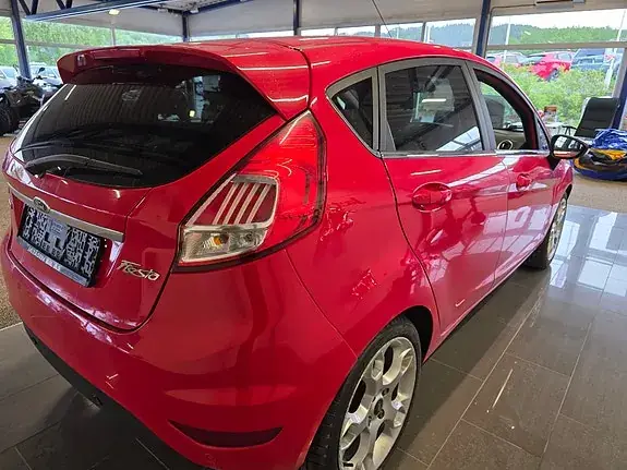 Ford Fiesta 2015 photo 4