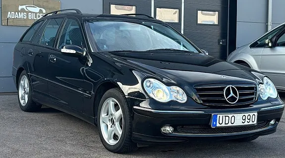 Mercedes-Benz C320 2003 photo 3