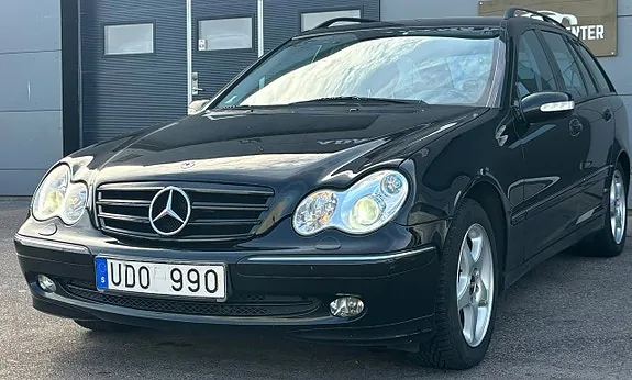 Mercedes-Benz C320 2003 photo 5