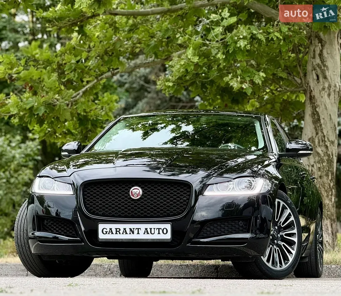 Jaguar Xf 2019 photo 4
