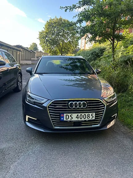 Audi E-Tron 2017 photo 2