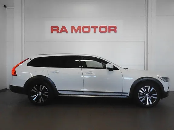 Volvo V90 Cross Country 2020 photo 4