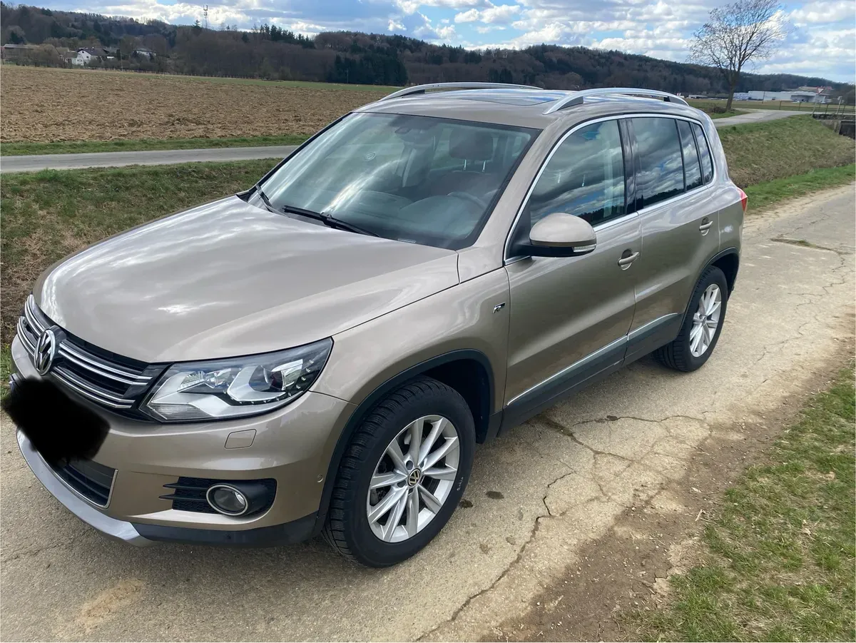 Volkswagen Tiguan 2012 photo 2