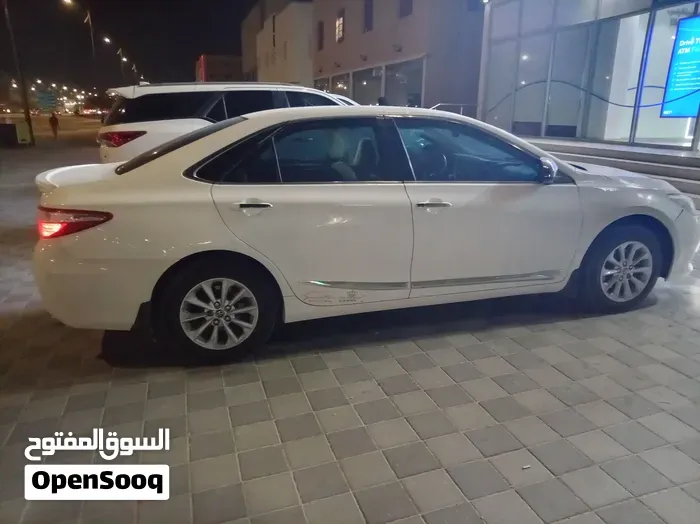 Toyota Camry 2017 photo 2