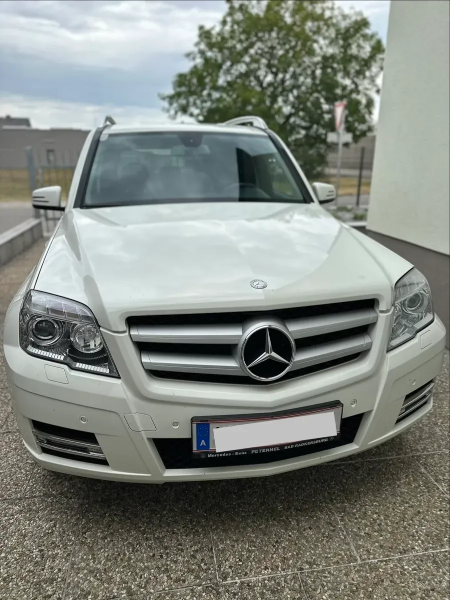 Mercedes-Benz Glk Class 2011 photo 2