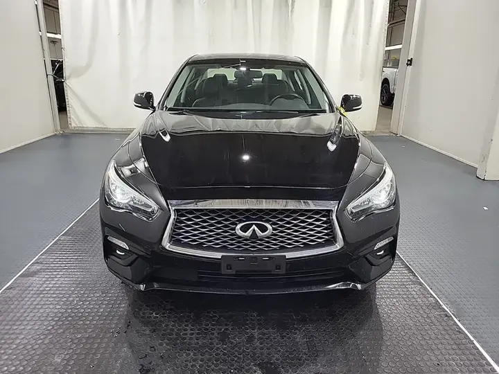 Infiniti Q50 2024 photo 2