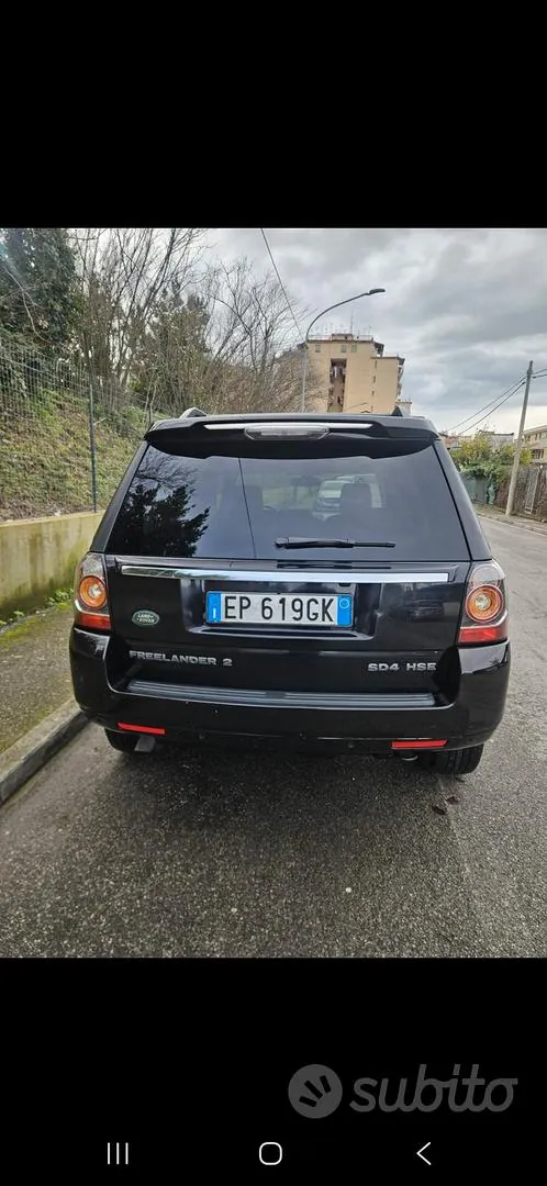 Land Rover Freelander 2012 photo 2