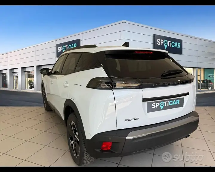Peugeot 2008 2026 photo 3