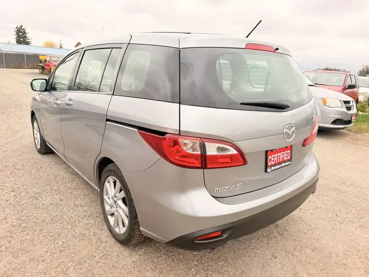 Mazda Mazda5 2013 photo 4