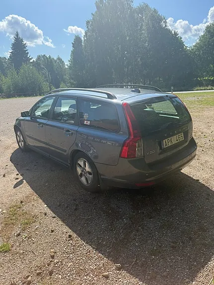 Volvo V50 2009 photo 3
