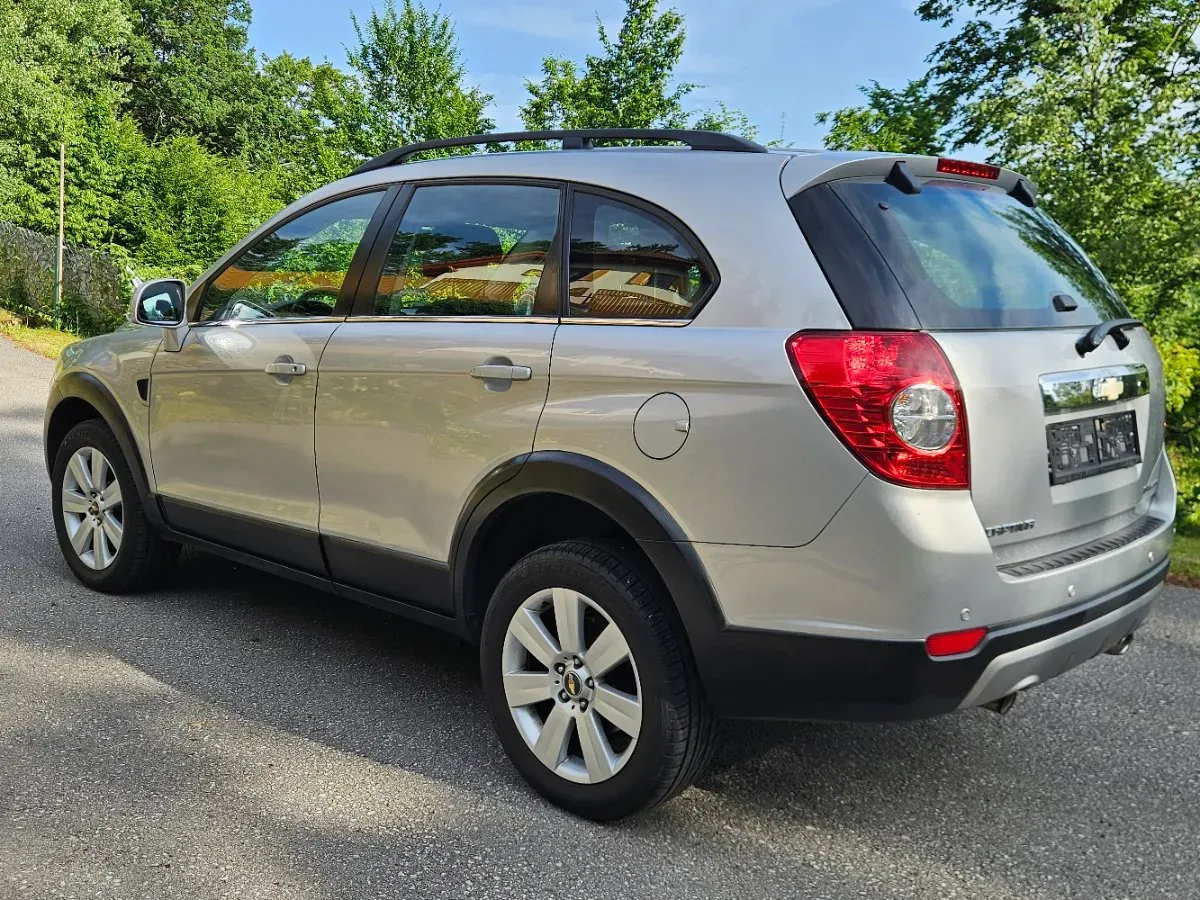 Chevrolet Captiva 2008 photo 2
