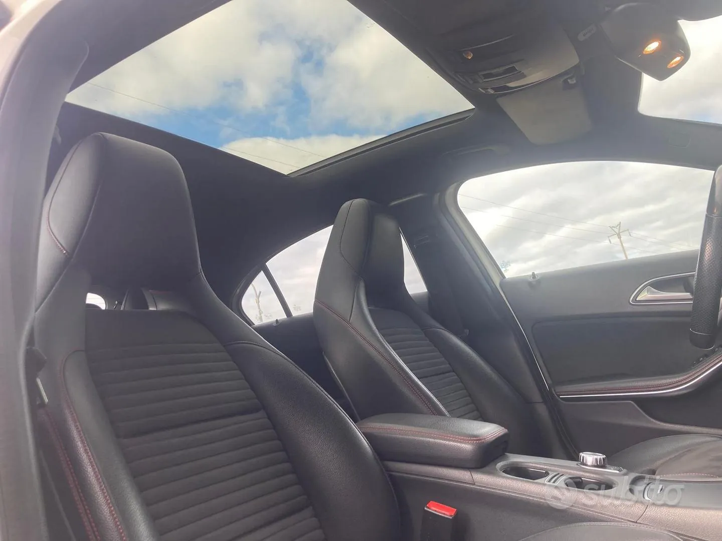 Mercedes-Benz A 200D 2016 photo 5
