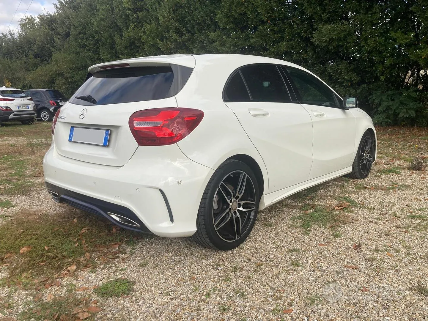 Mercedes-Benz A 200D 2016 photo 2