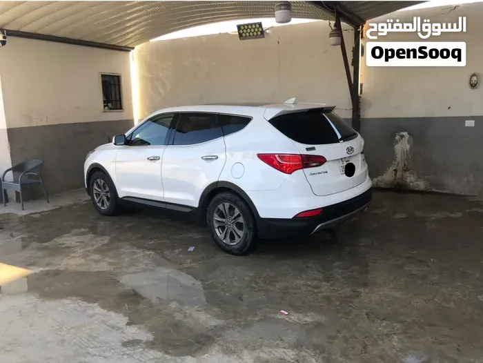 Hyundai Santa Fe 2014 photo 2