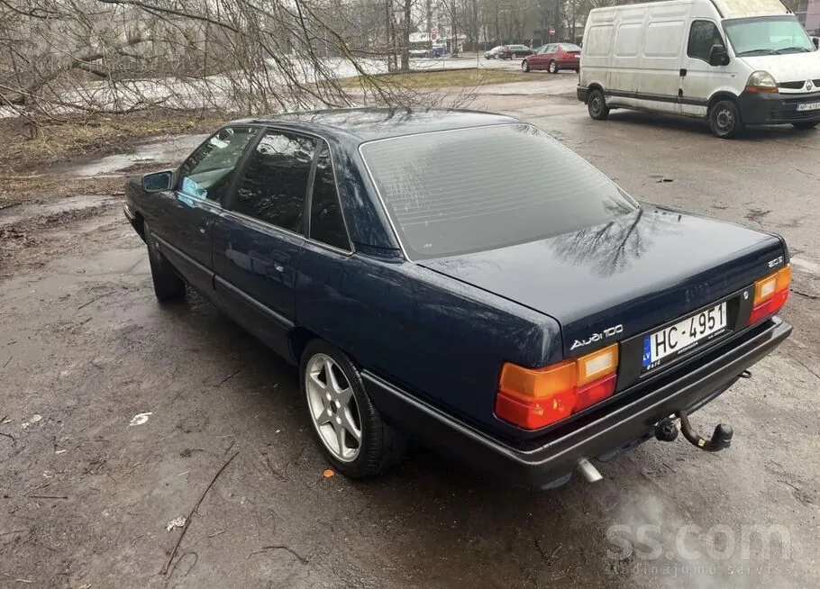 Audi 100 1989 photo 2