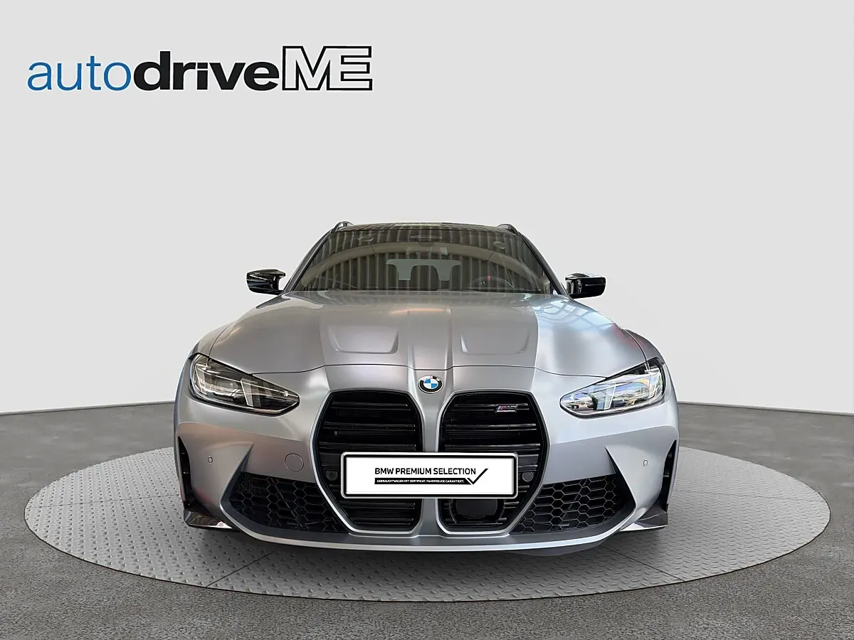 BMW 3 Series photo 2