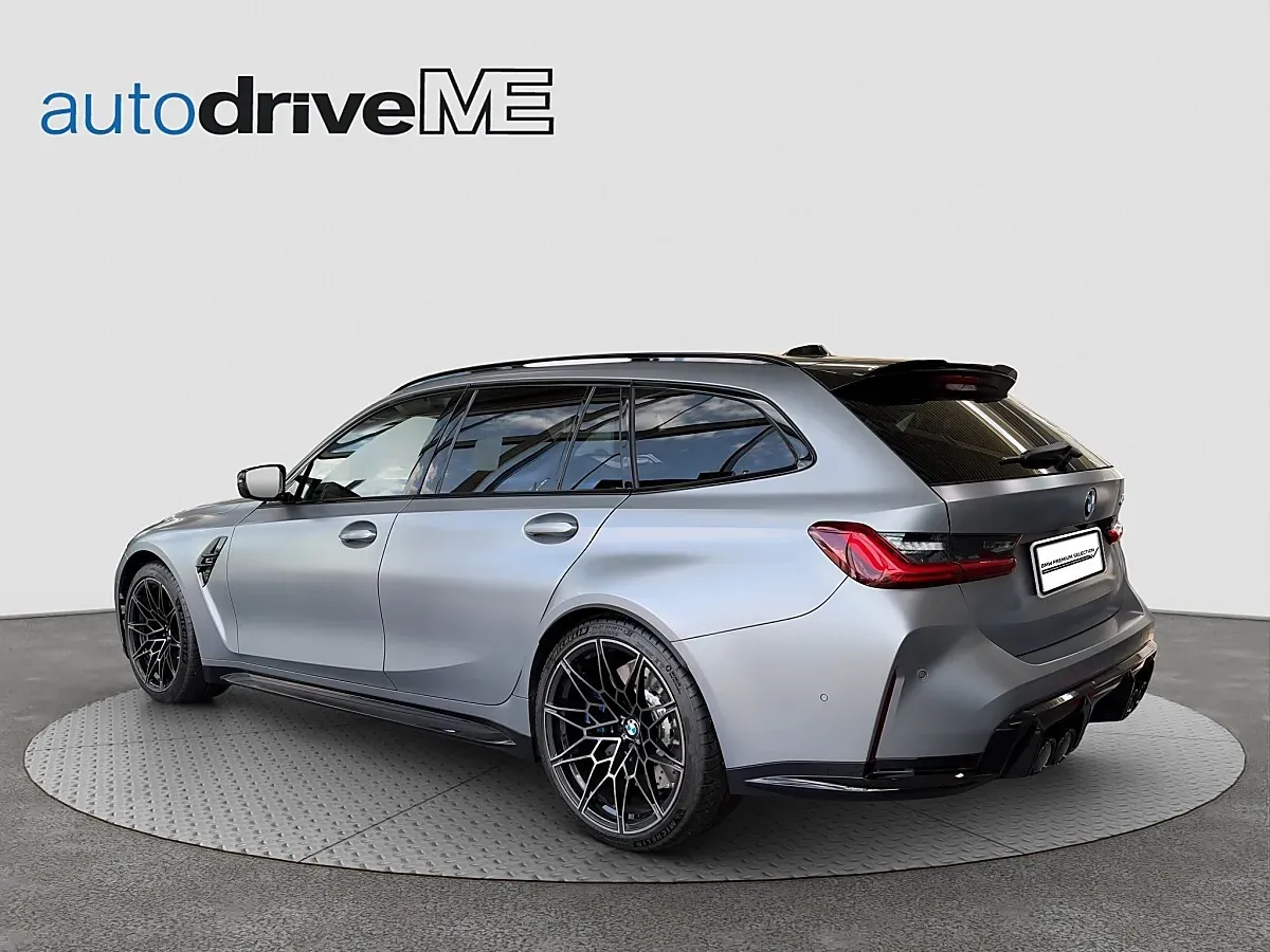 BMW 3 Series photo 3