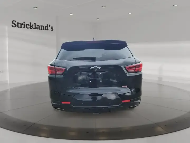 Chevrolet Blazer 2025 photo 3