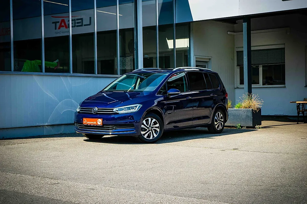 Volkswagen Touran 2021 photo 3