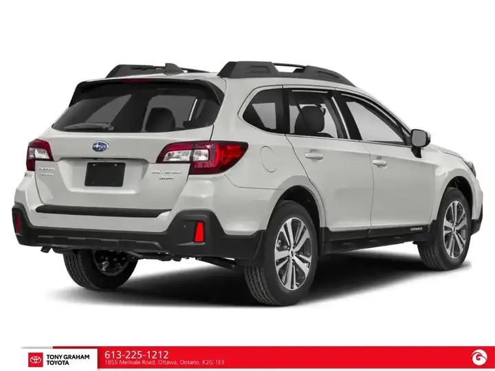 Subaru Outback 2018 photo 2