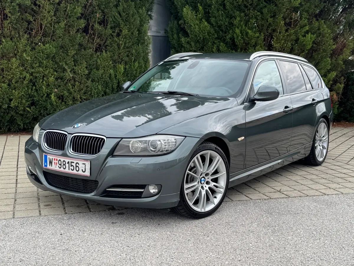 BMW 3 Series 2009 photo 2