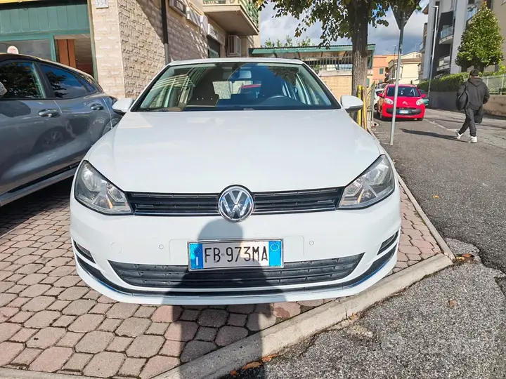 Volkswagen Golf 2015 photo 2