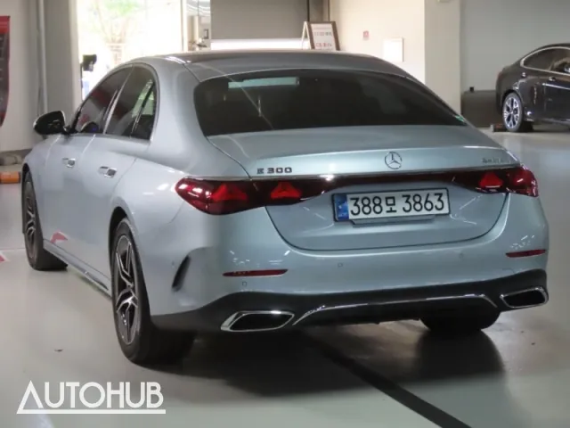 Mercedes-Benz E-Class 2024 photo 4