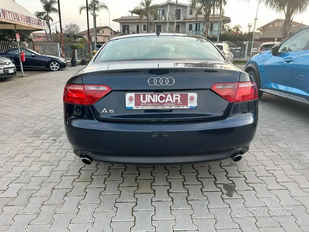 Audi A5 2010 photo 4