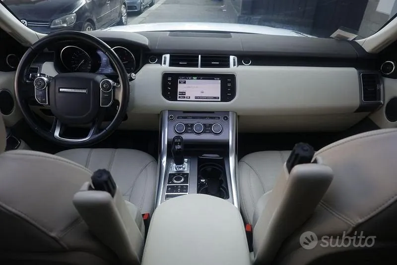Land Rover Range Rover Sport 2014 photo 2