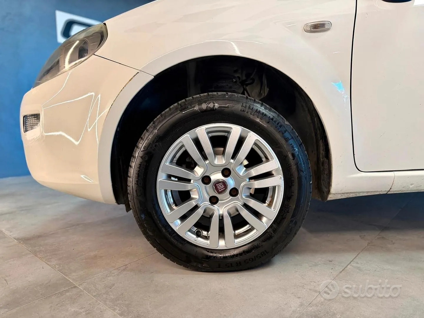 Fiat Grande Punto 2012 photo 5