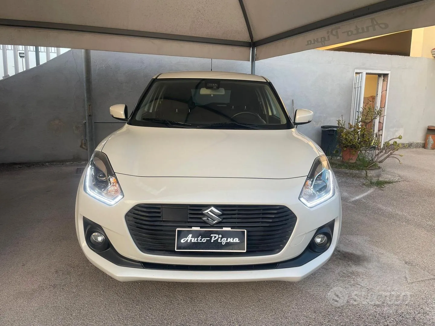 Suzuki Swift 2018 photo 2