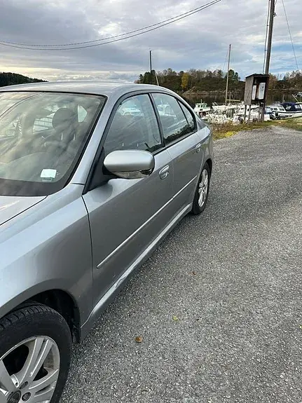 Subaru Legacy 2006 photo 4