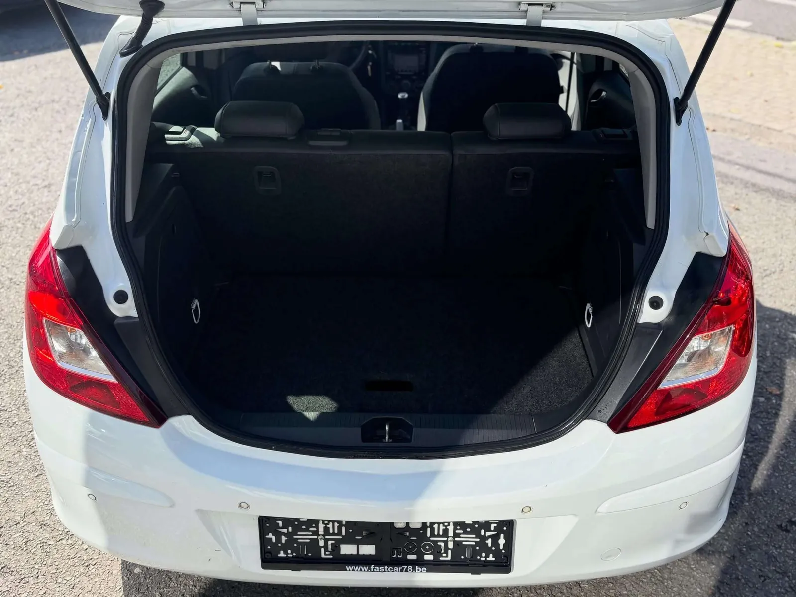 Opel Corsa 2014 photo 5