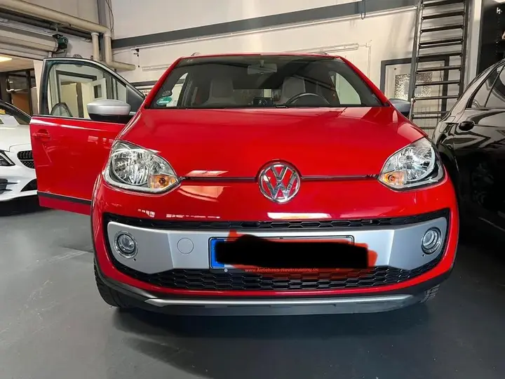 Volkswagen Up