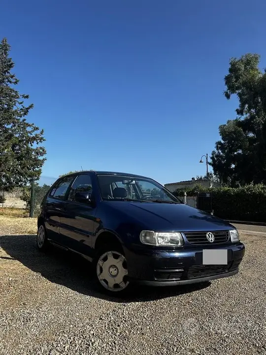Volkswagen Polo 1997 photo 2
