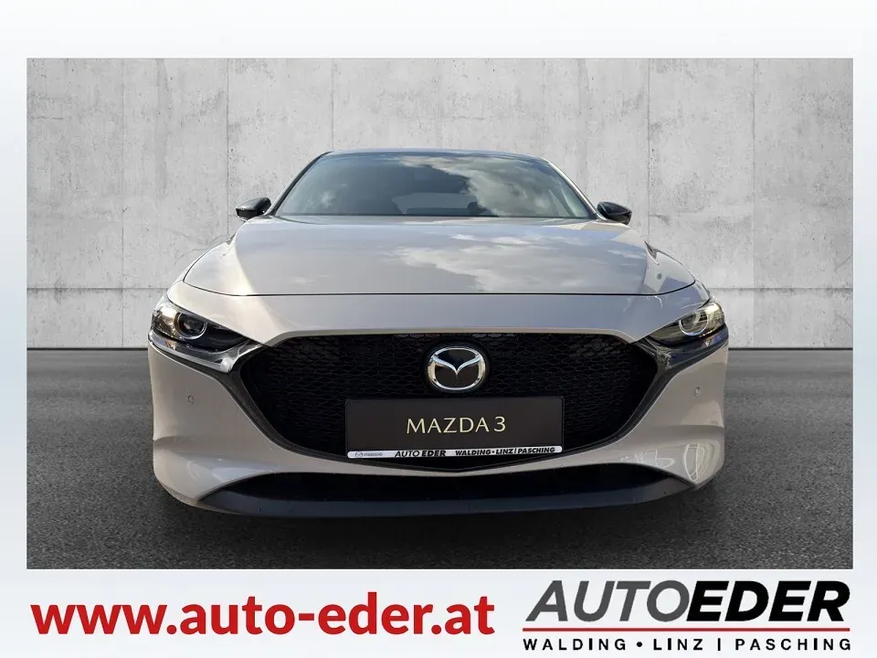 Mazda Mazda3 photo 2