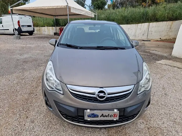 Opel Corsa 2012 photo 3