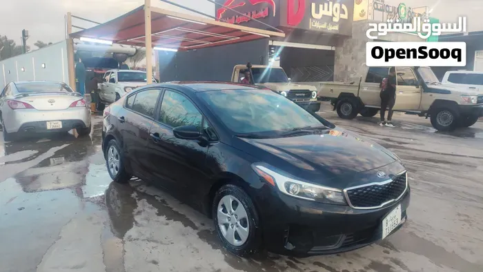 Kia Forte 2018 photo 2
