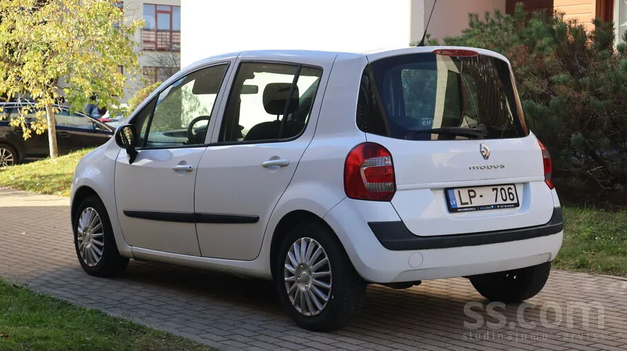Renault Modus 2012 photo 5