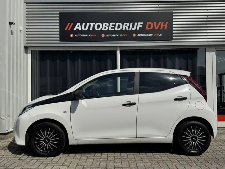 Toyota Aygo 2019 photo 2
