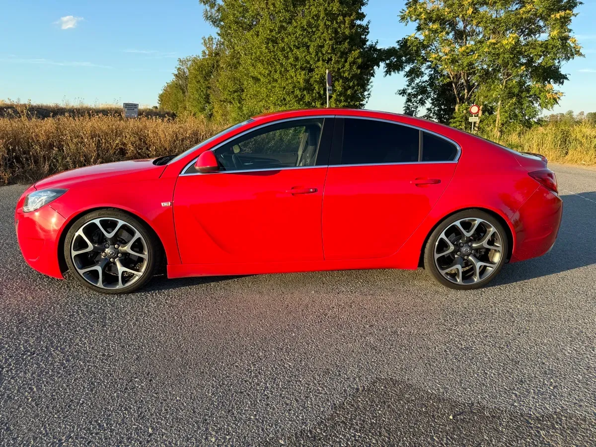 Opel Insignia 2012 photo 3