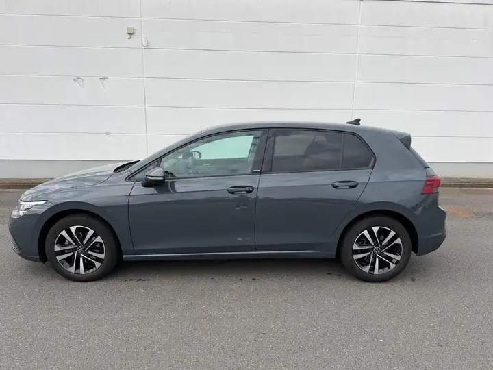 Volkswagen Golf 8